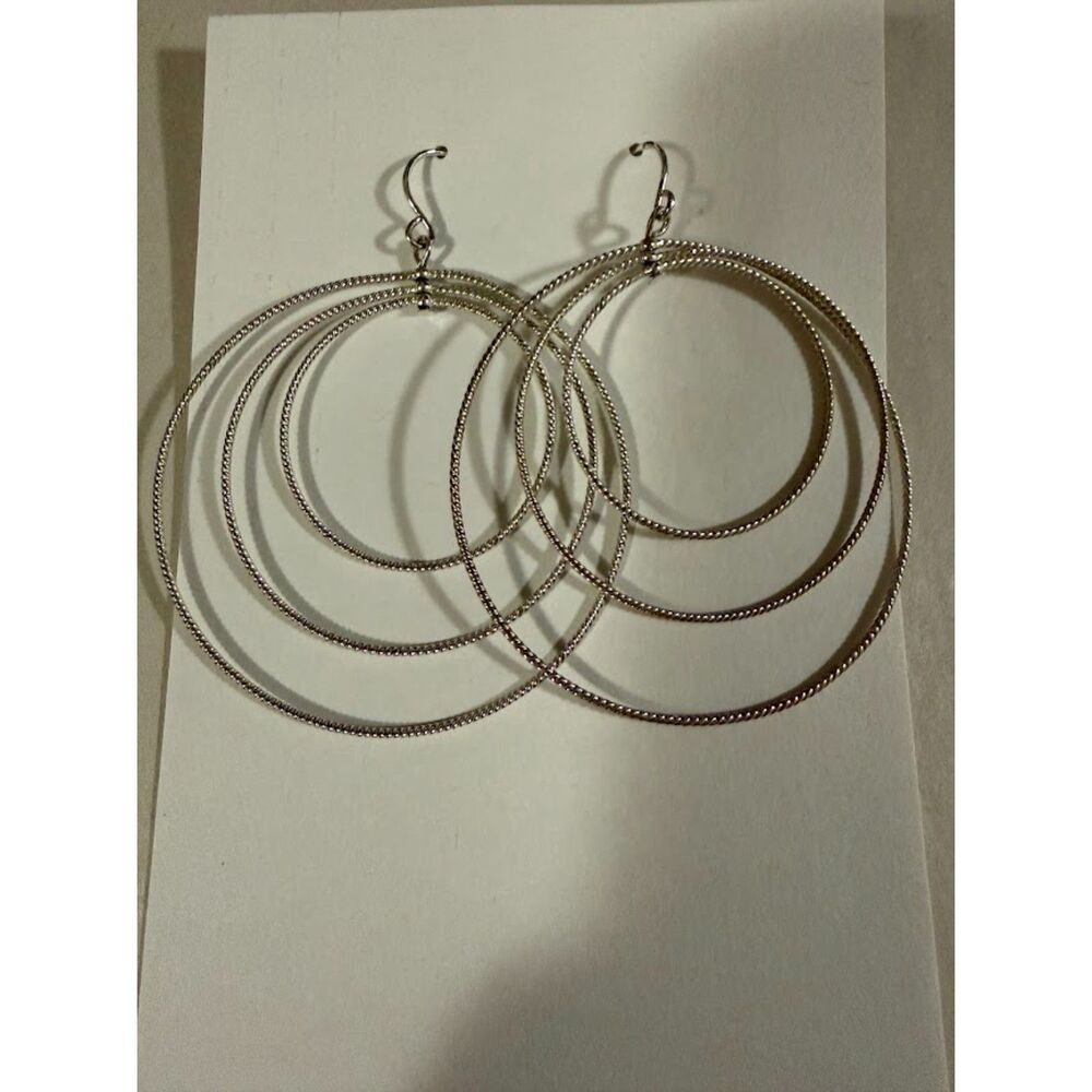 Fringe multi hoop textured silver tone droop hook
